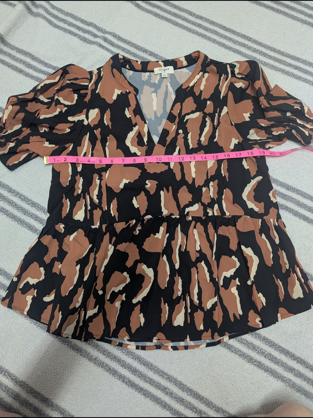 Umgee Abstract Patterned Top - Picture 4 of 6
